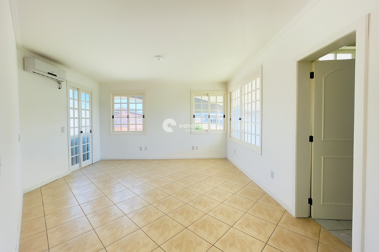 Casa à venda no Camobi: 