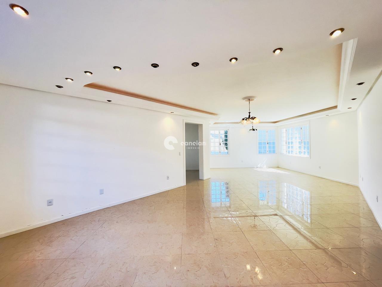 Casa à venda no Camobi: 