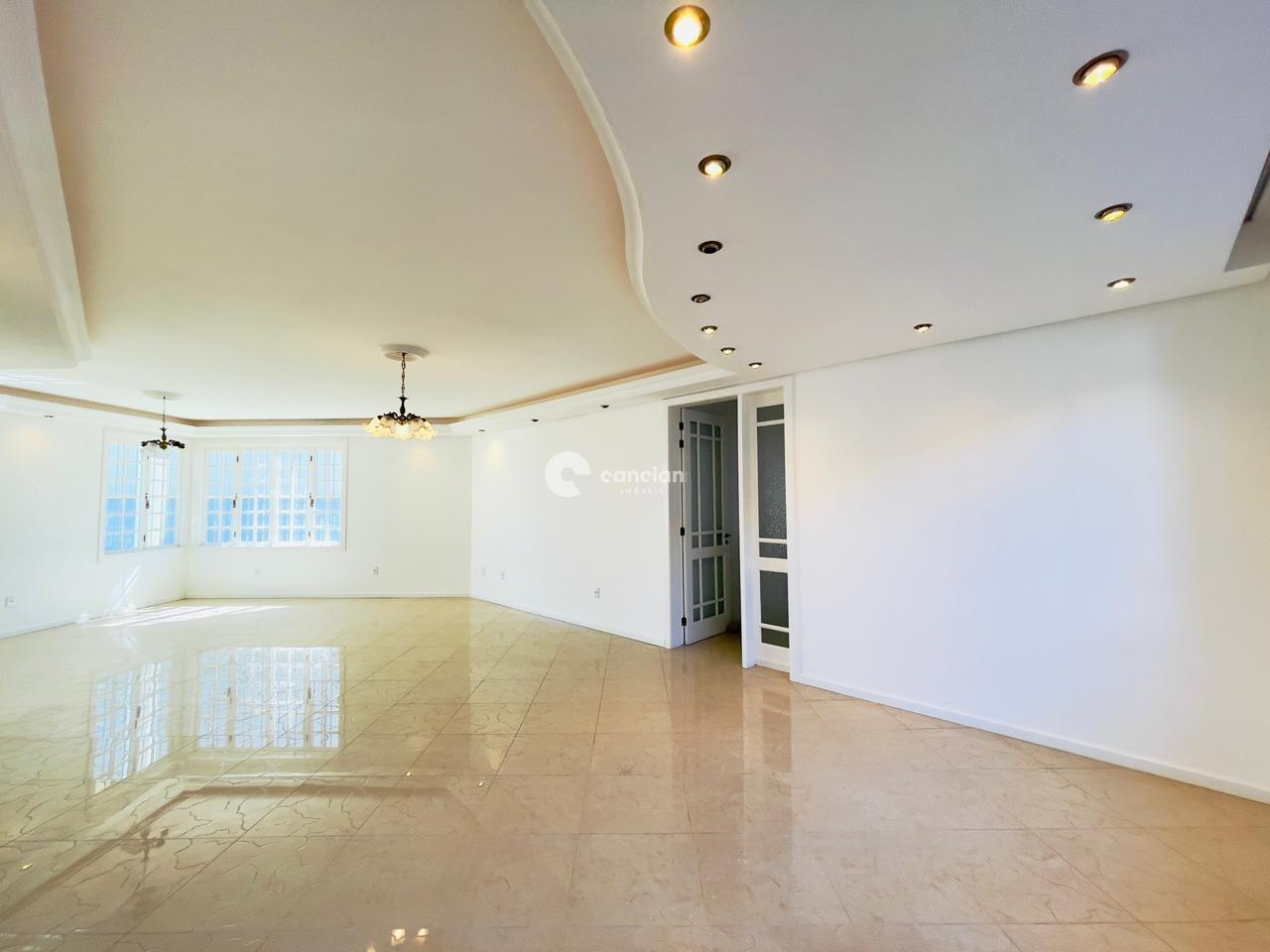 Casa à venda no Camobi: 