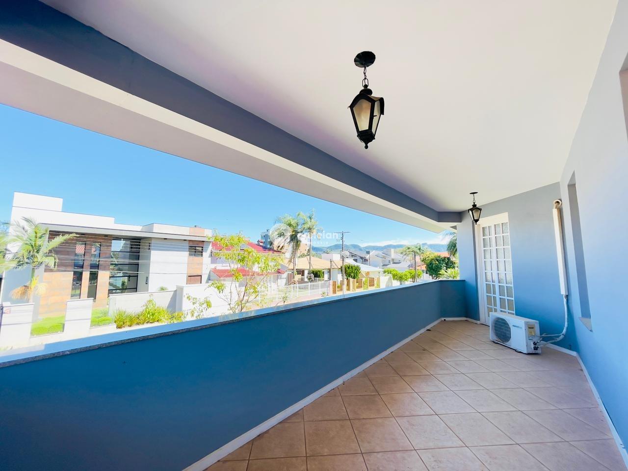 Casa à venda no Camobi: 