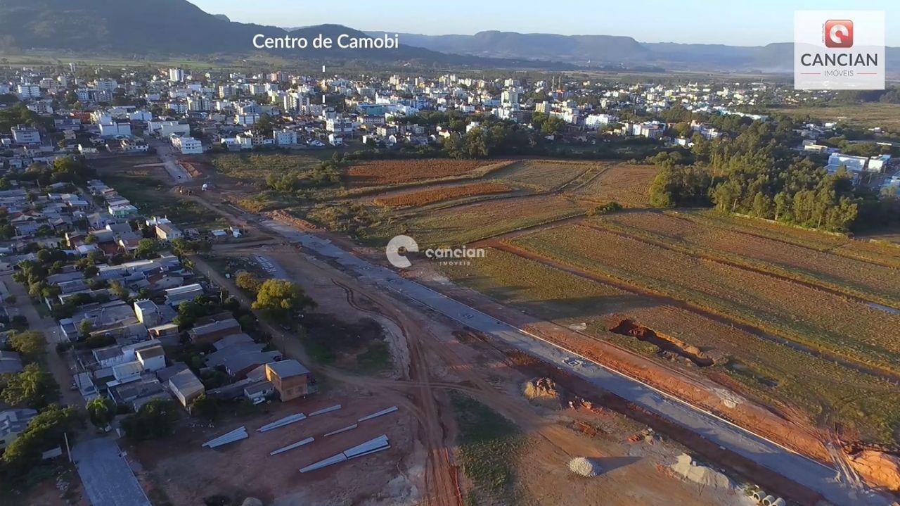 Terreno à venda no Camobi: 