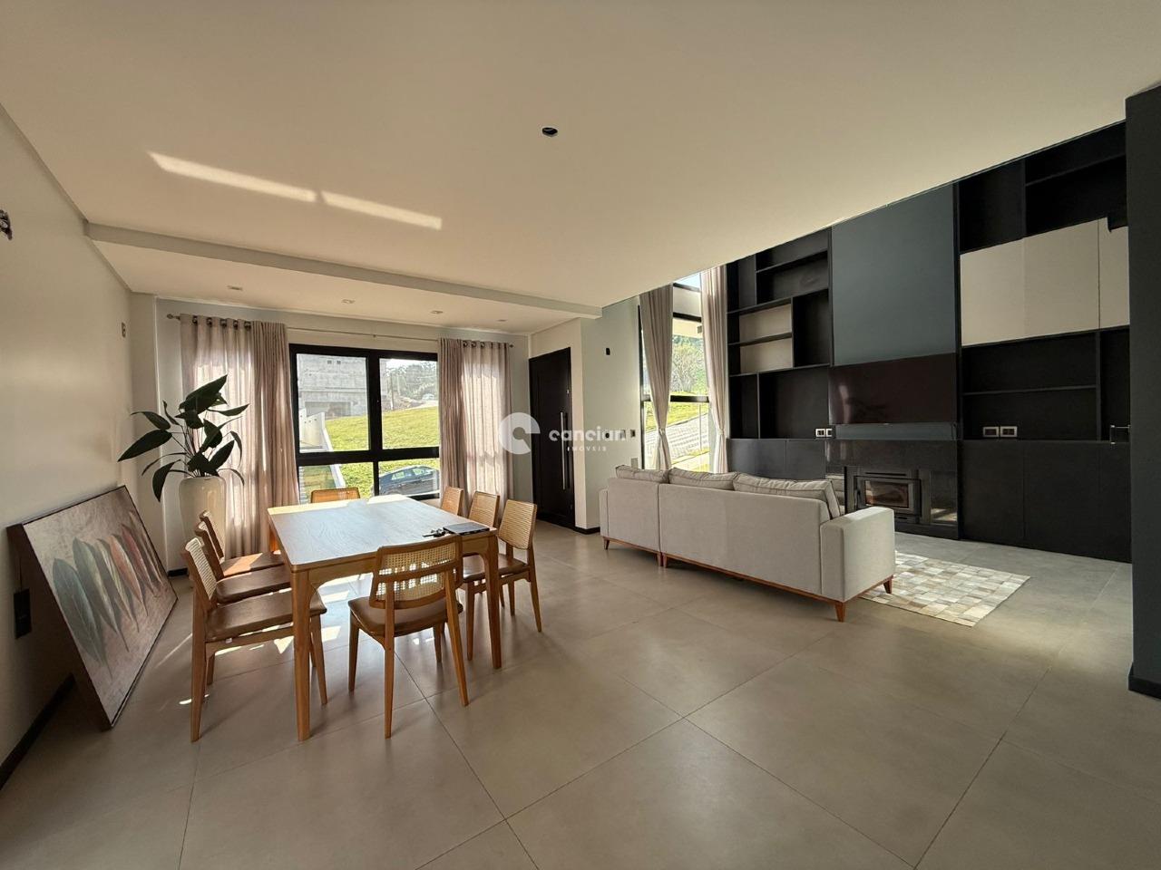 Casa de Condomínio à venda no Tomazetti: 