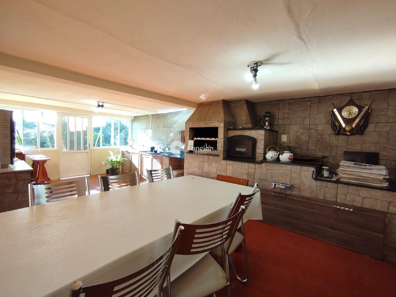 Casa à venda no Tomazetti: 