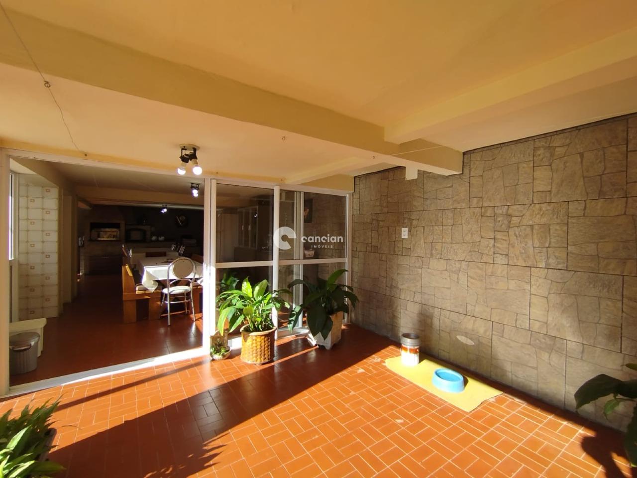 Casa à venda no Tomazetti: 