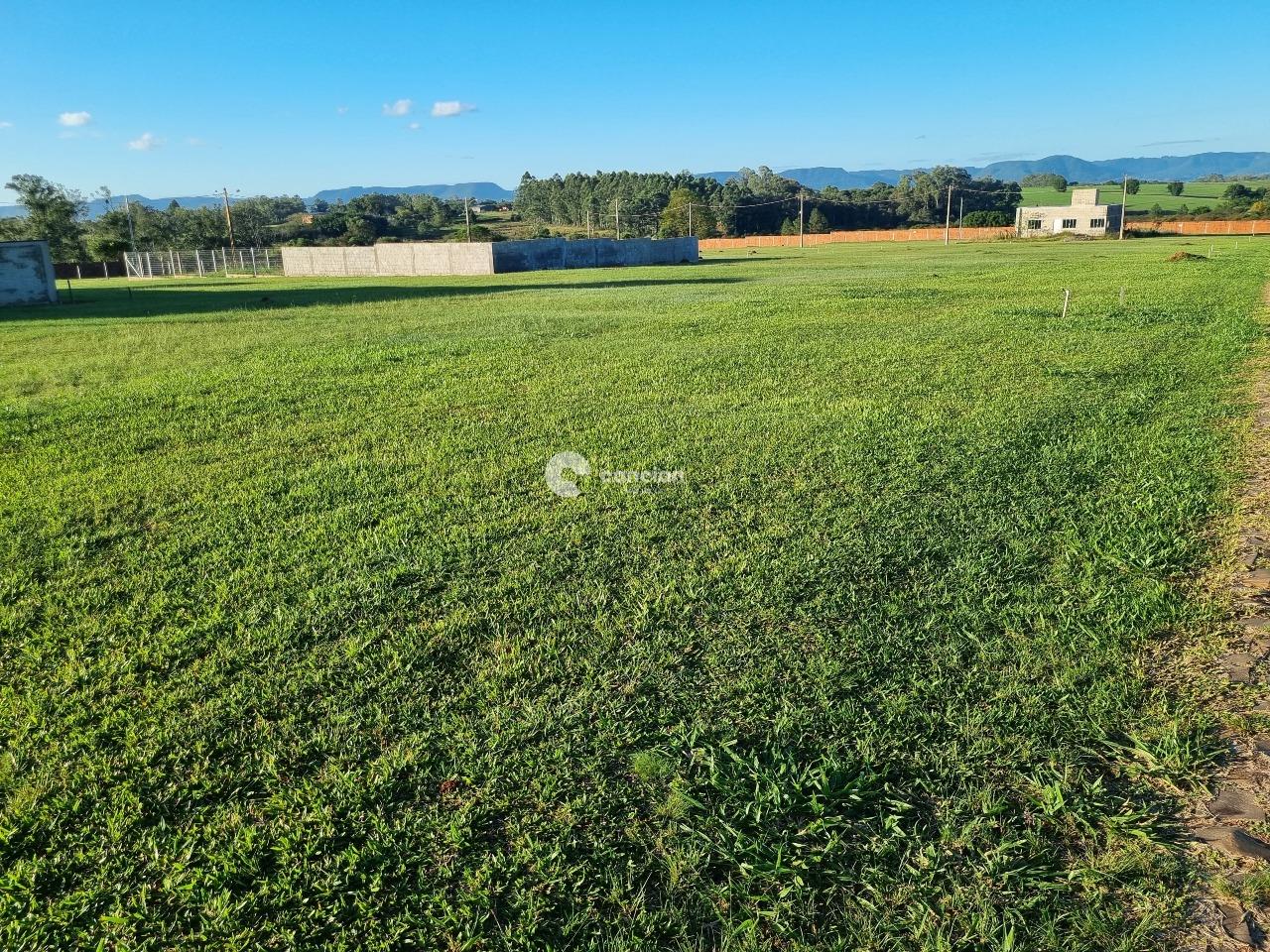 Terreno à venda no Zona rural: 