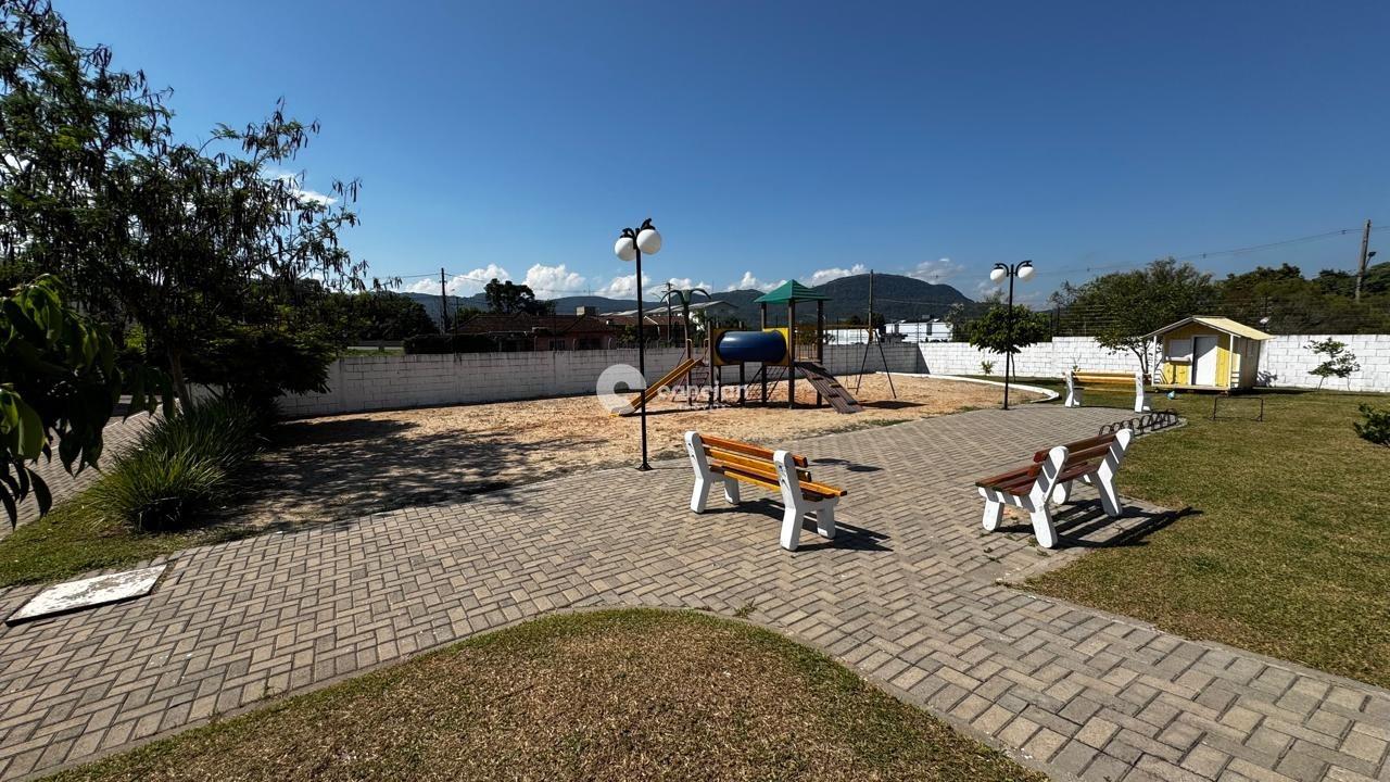 Terreno à venda no Camobi: 