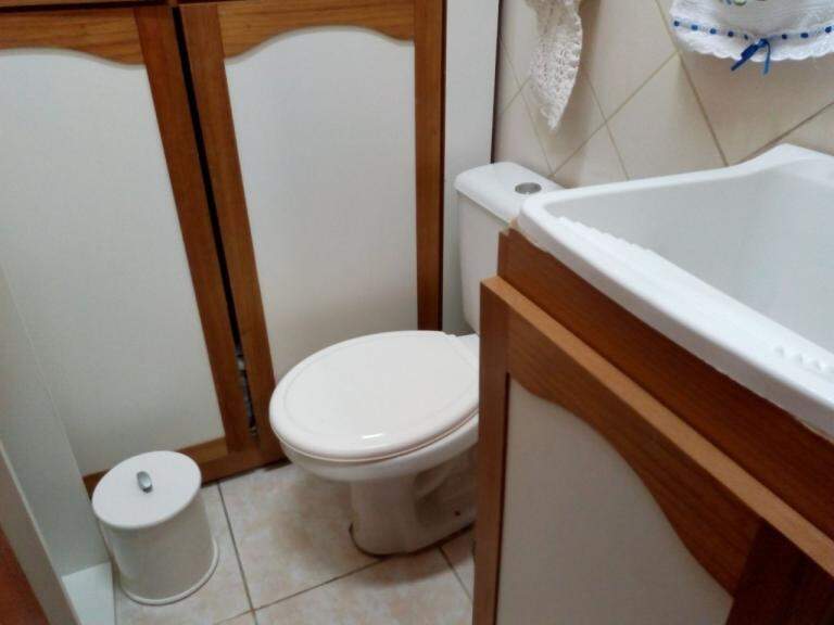 image.title
