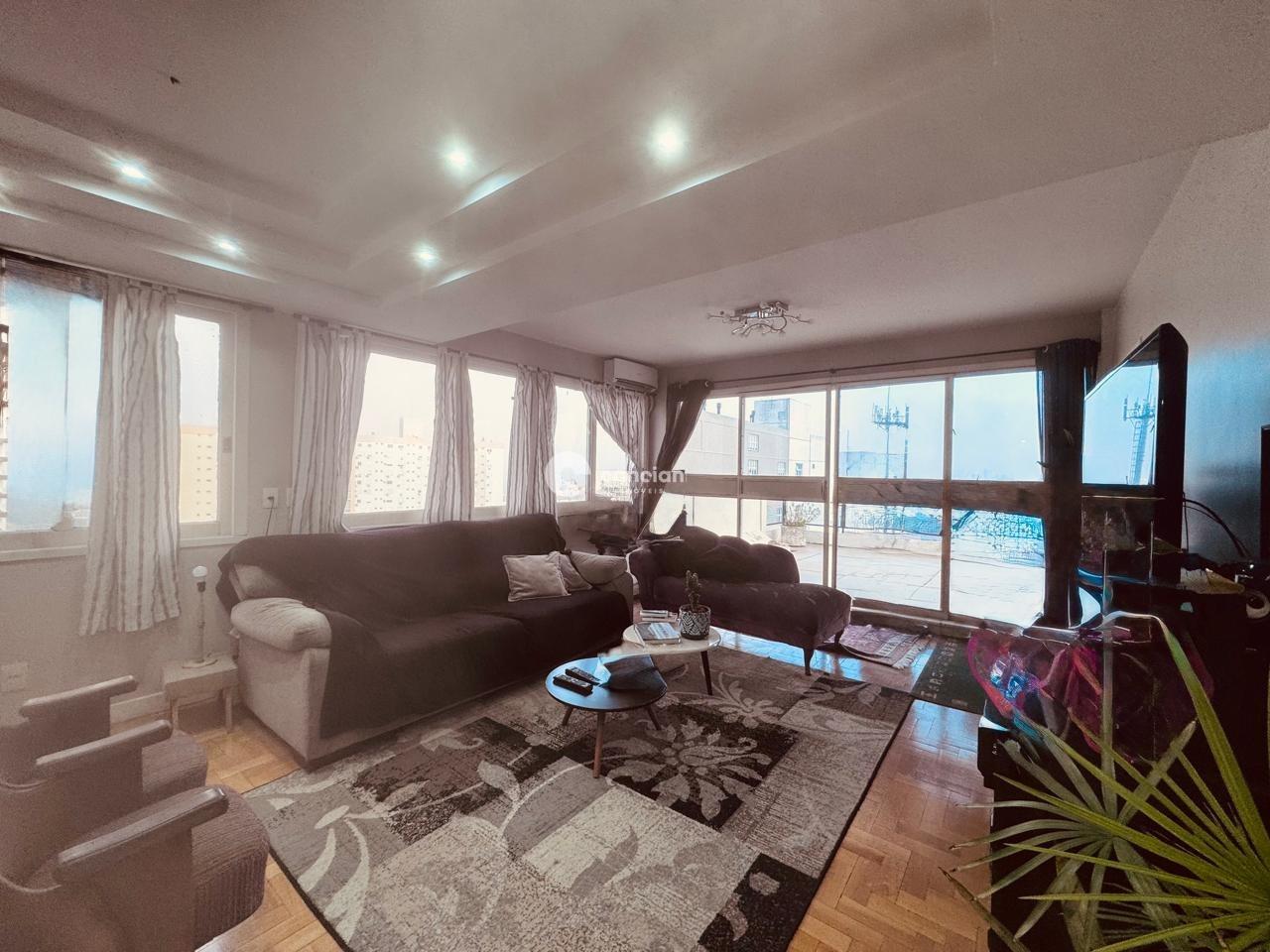 Cobertura à venda no Centro: 