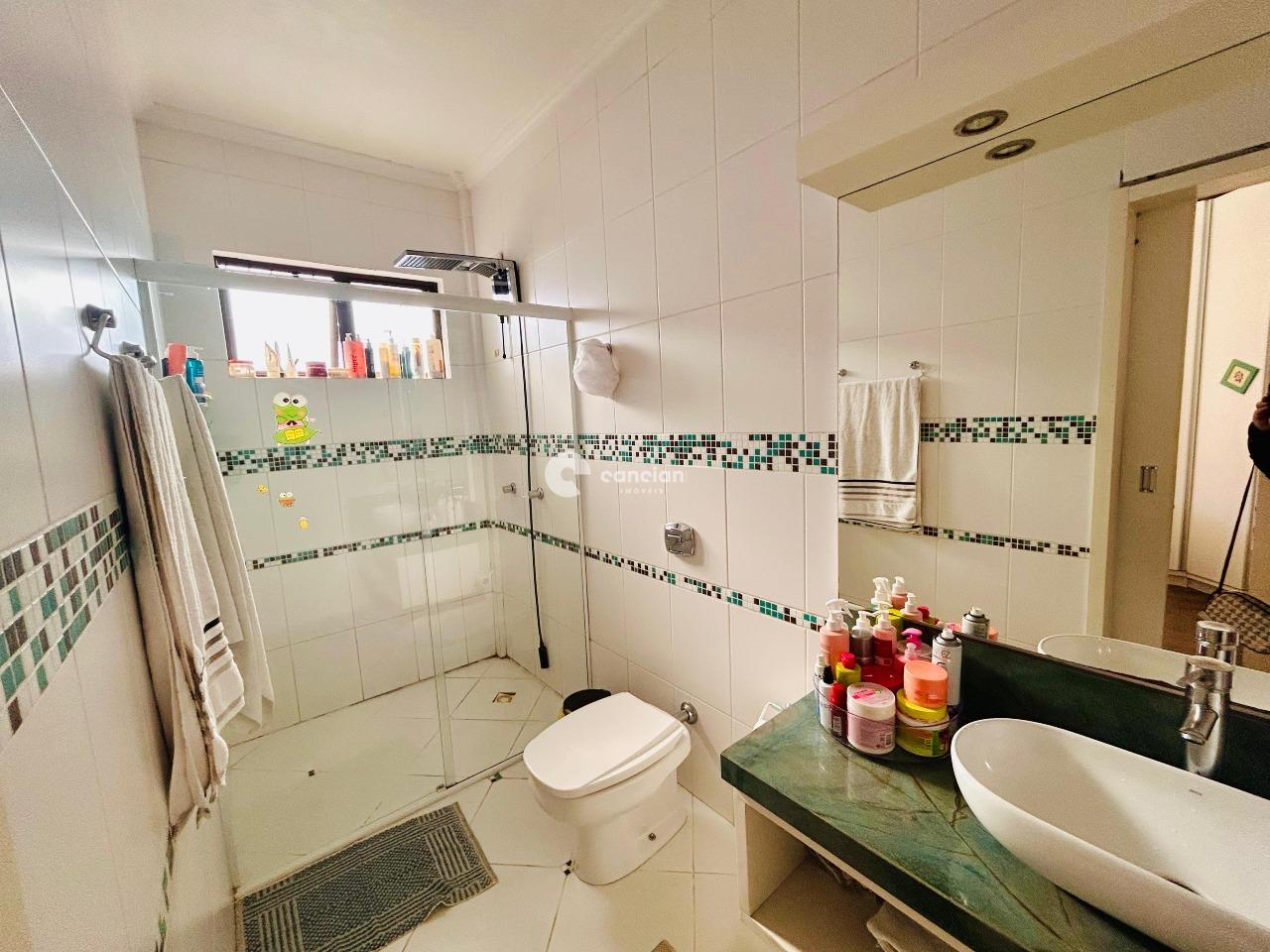 Casa Comercial à venda no Nossa Senhora do Rosário: 