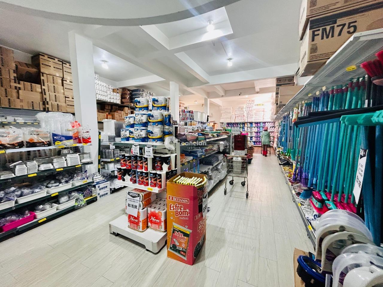 Casa Comercial à venda no Nossa Senhora do Rosário: 