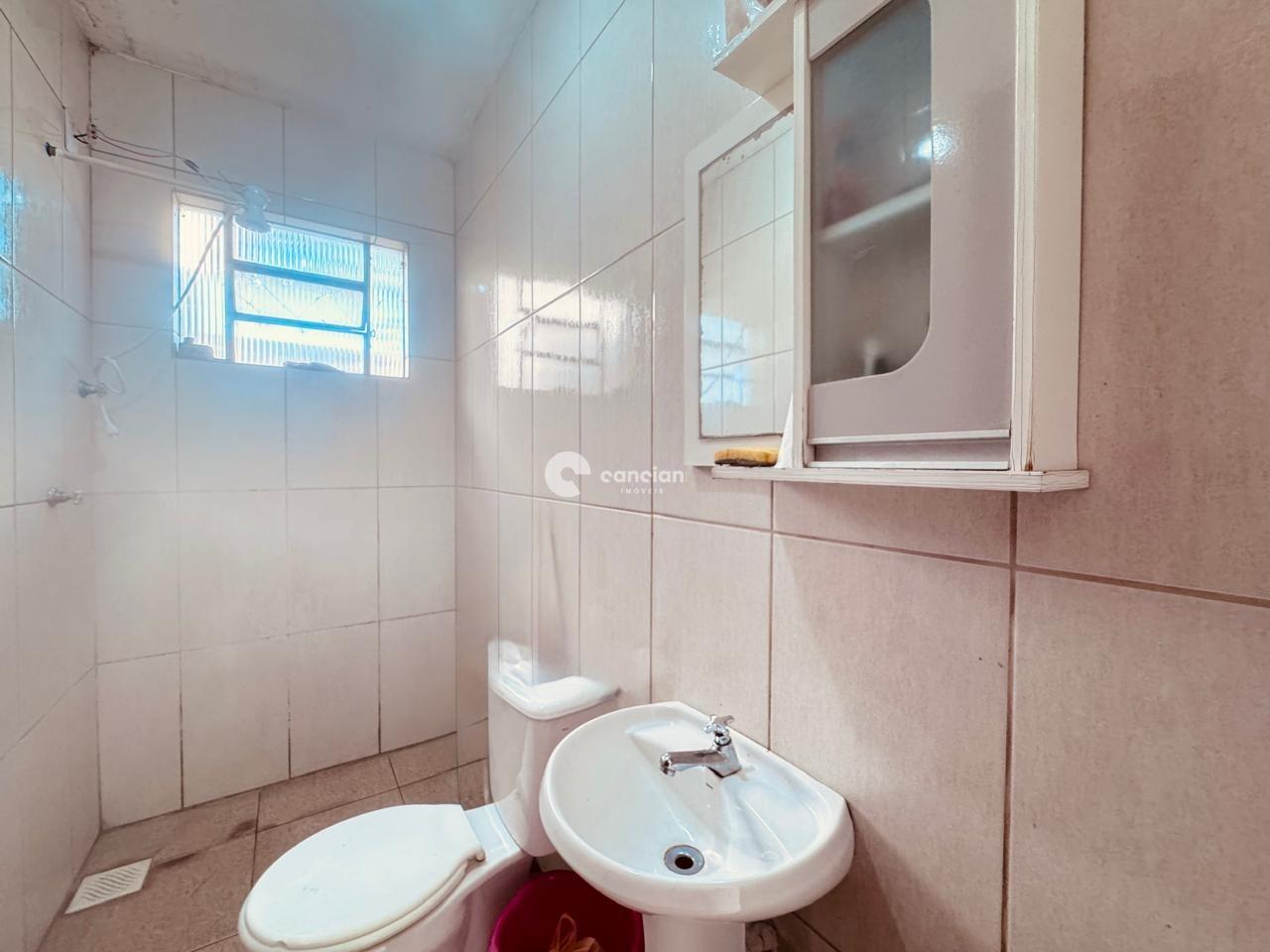 Casa à venda no Tomazetti: 