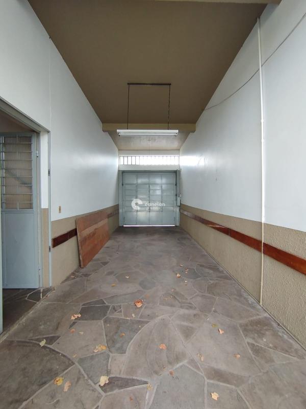 Casa para aluguel no Nossa Senhora Medianeira: 