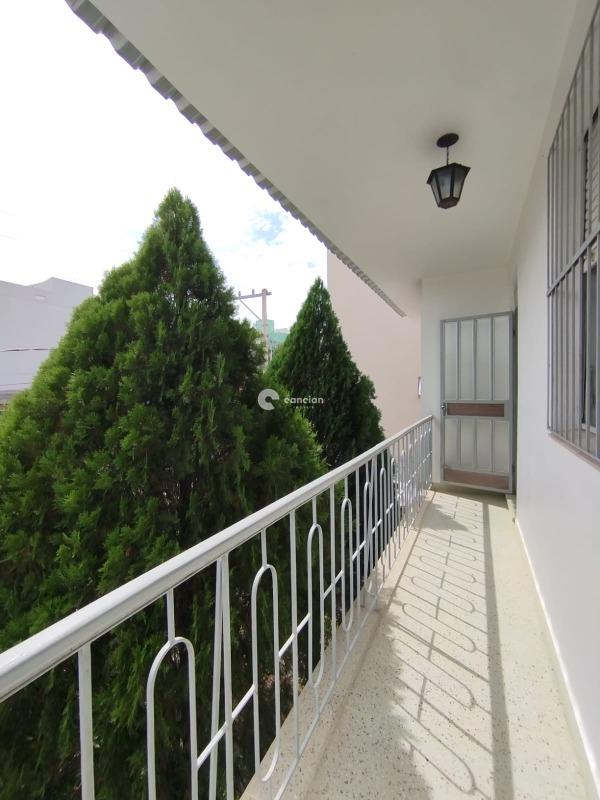 Casa para aluguel no Nossa Senhora Medianeira: 