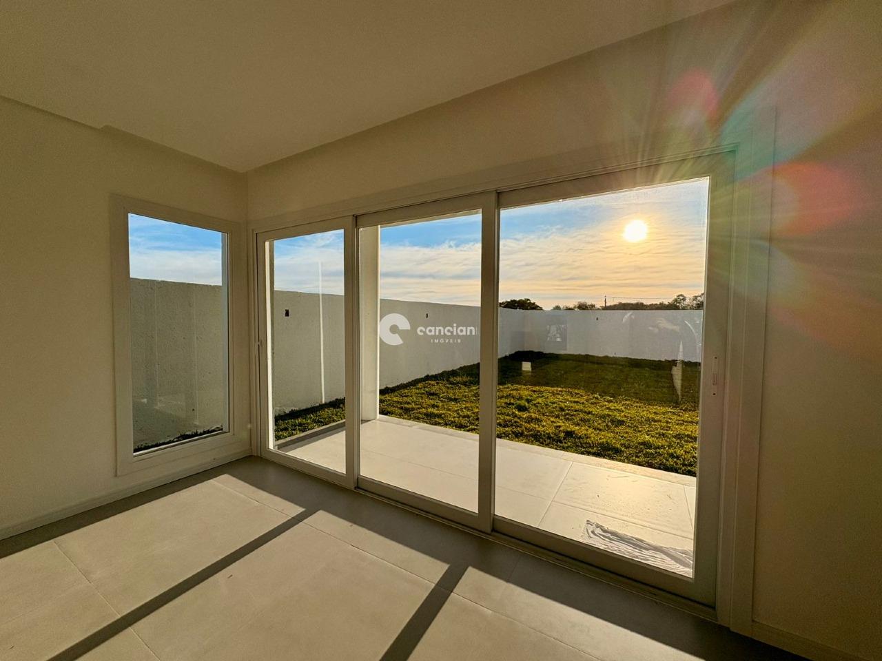 Casa de Condomínio à venda no Tomazetti: 