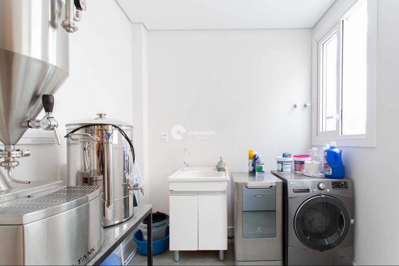 Casa de Condomínio à venda no Tomazetti: 