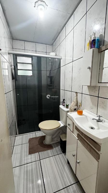 Casa à venda no Tancredo Neves: 