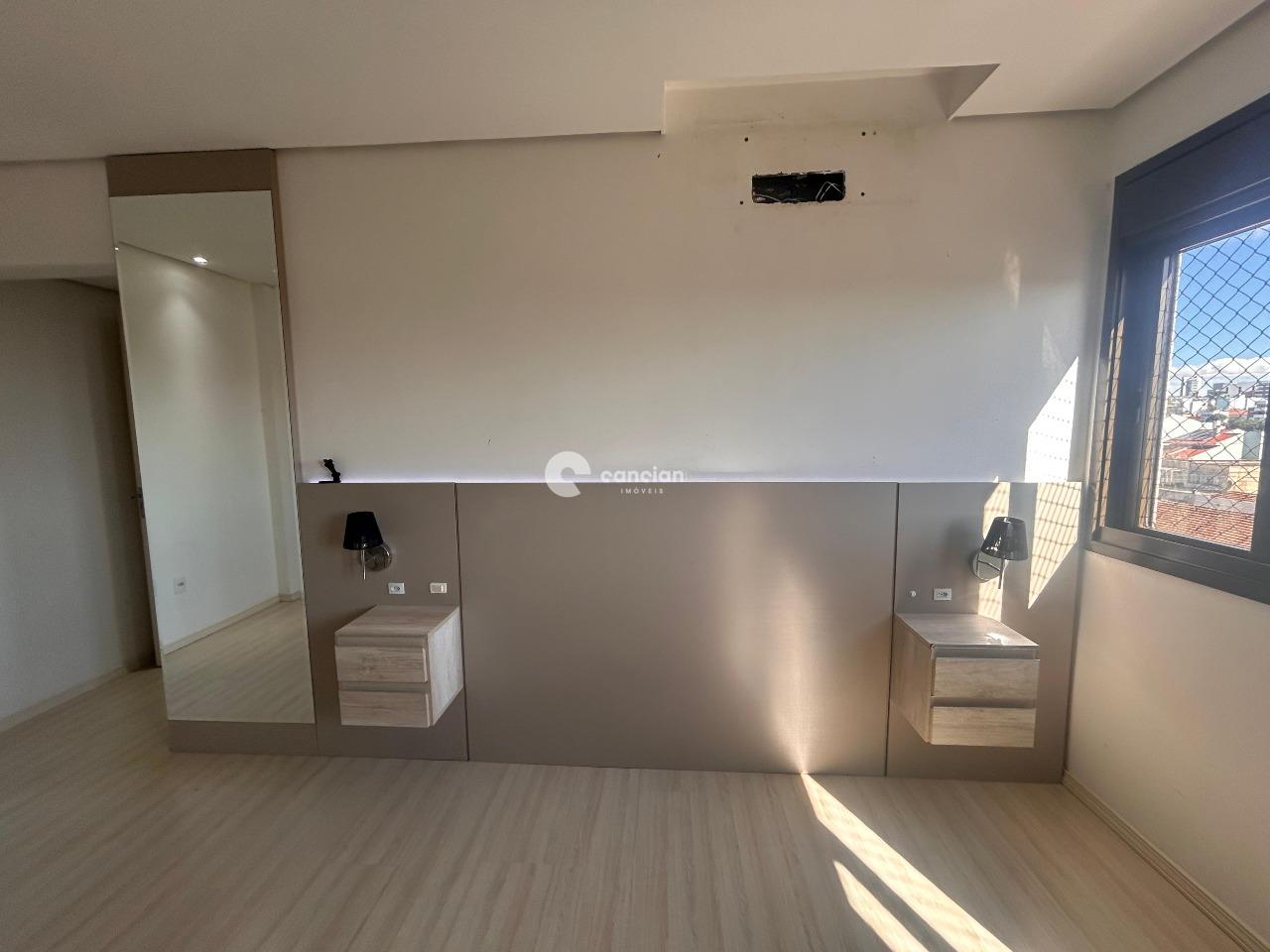 Apartamento à venda no Menino Jesus: 