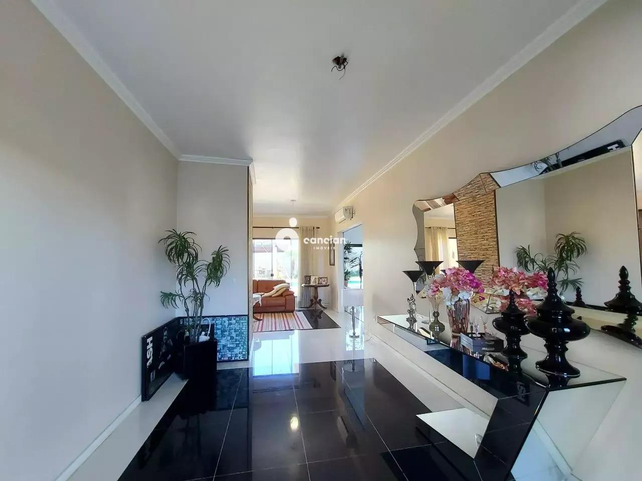 Casa para aluguel no Camobi: 