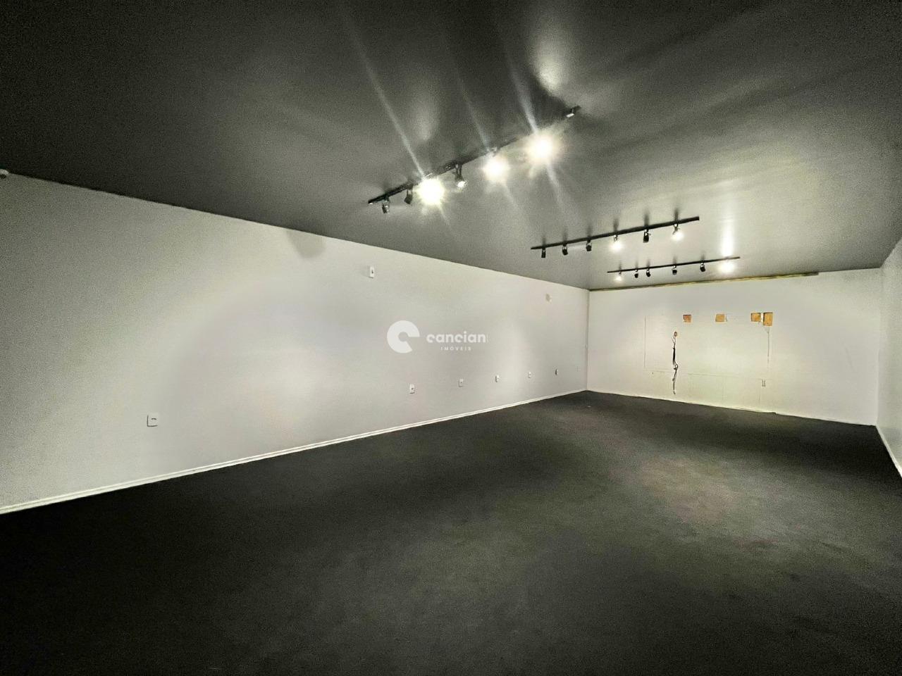 Pavilhão para aluguel no São José: 