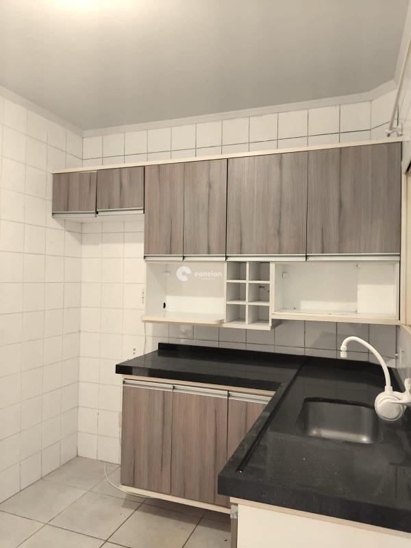 Apartamento à venda no Camobi: 