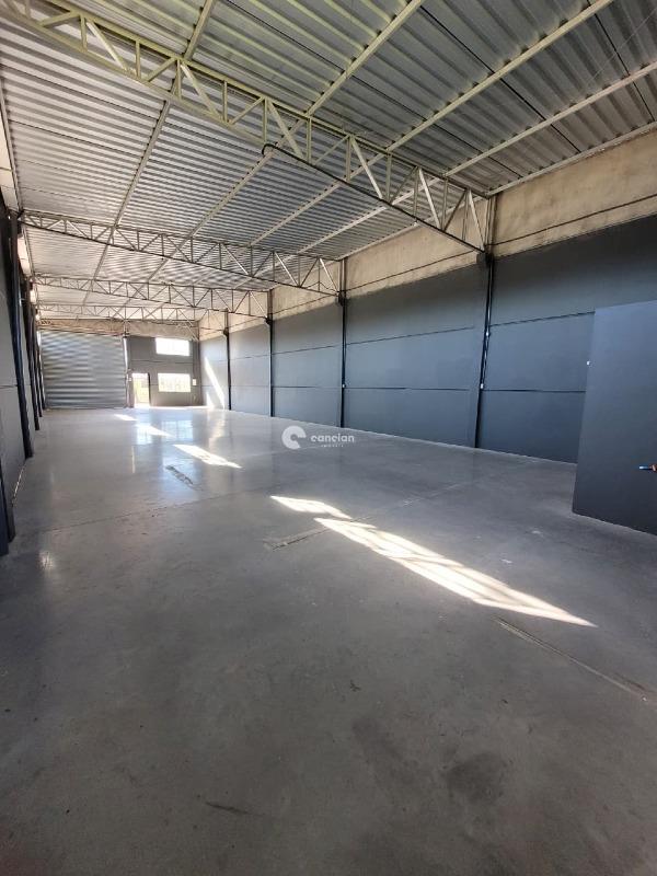 Pavilhão à venda no Boi Morto: 