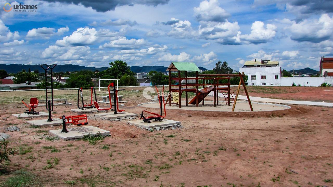 Terreno à venda no Pinheiro Machado: 