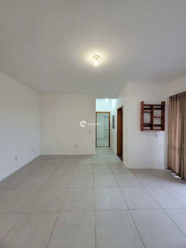 Apartamento à venda no Camobi: 