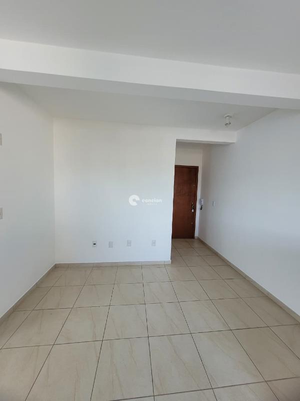 Kitnet para aluguel no Camobi: 