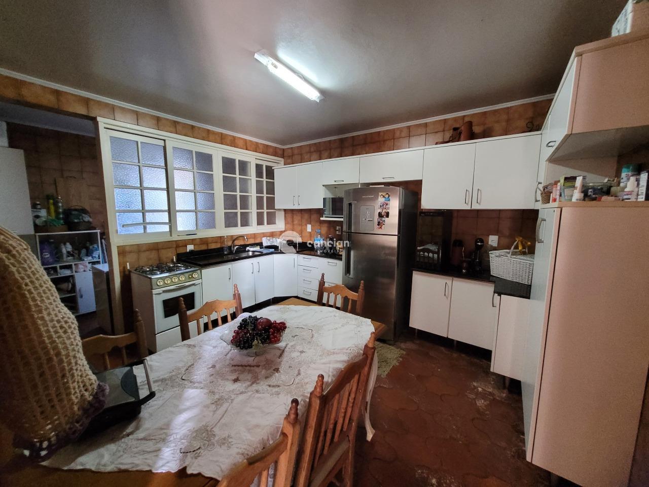 Casa para aluguel no Camobi: 