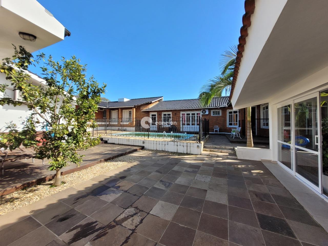 Casa para aluguel no Camobi: 