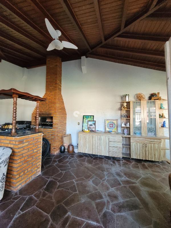 Casa para aluguel no Camobi: 