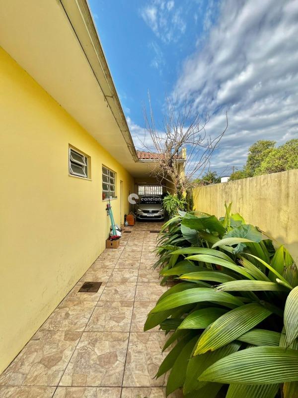 Casa à venda no Camobi: 