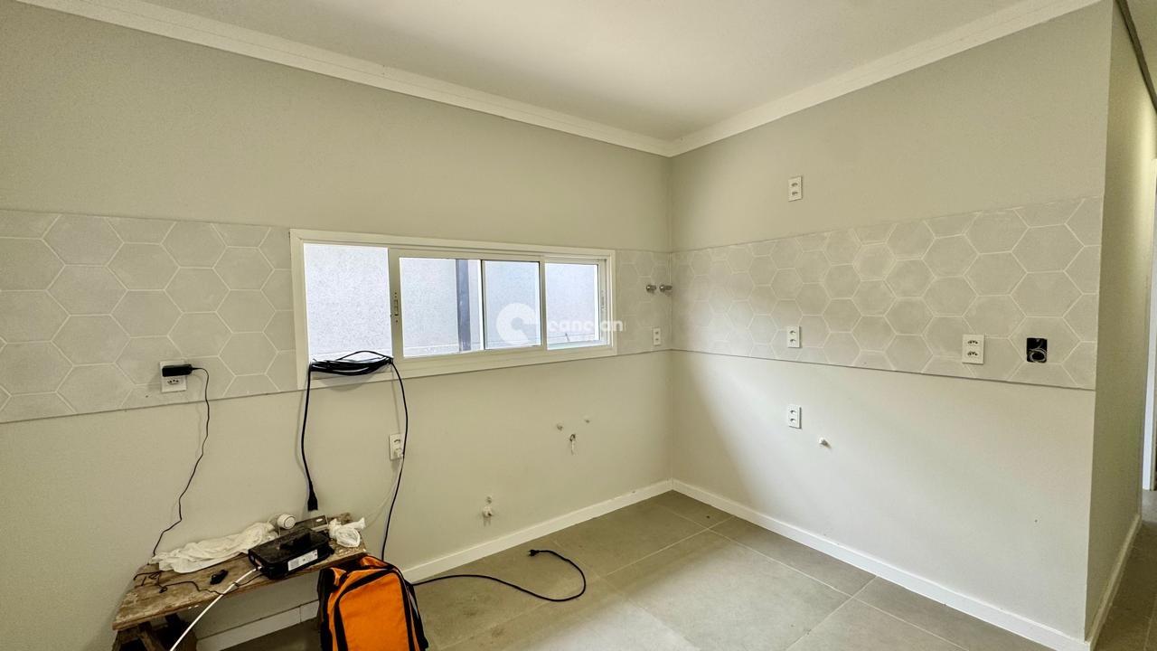 Casa à venda no Camobi: 