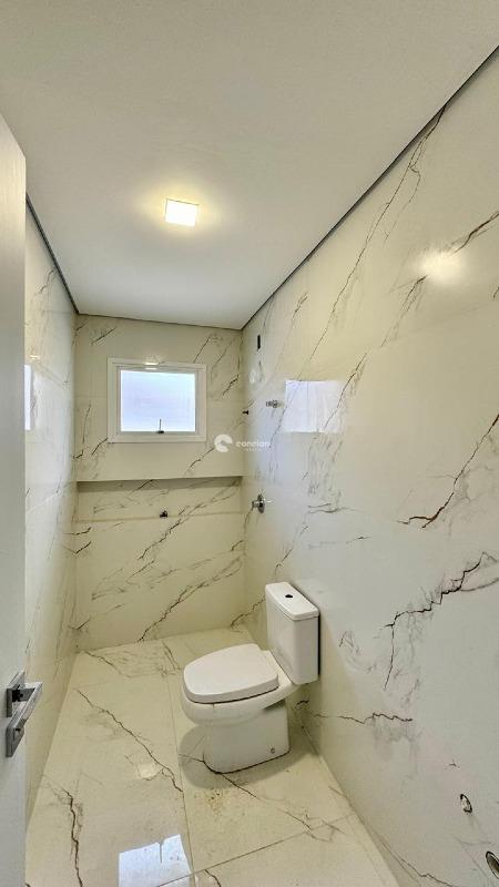 Casa à venda no Camobi: 