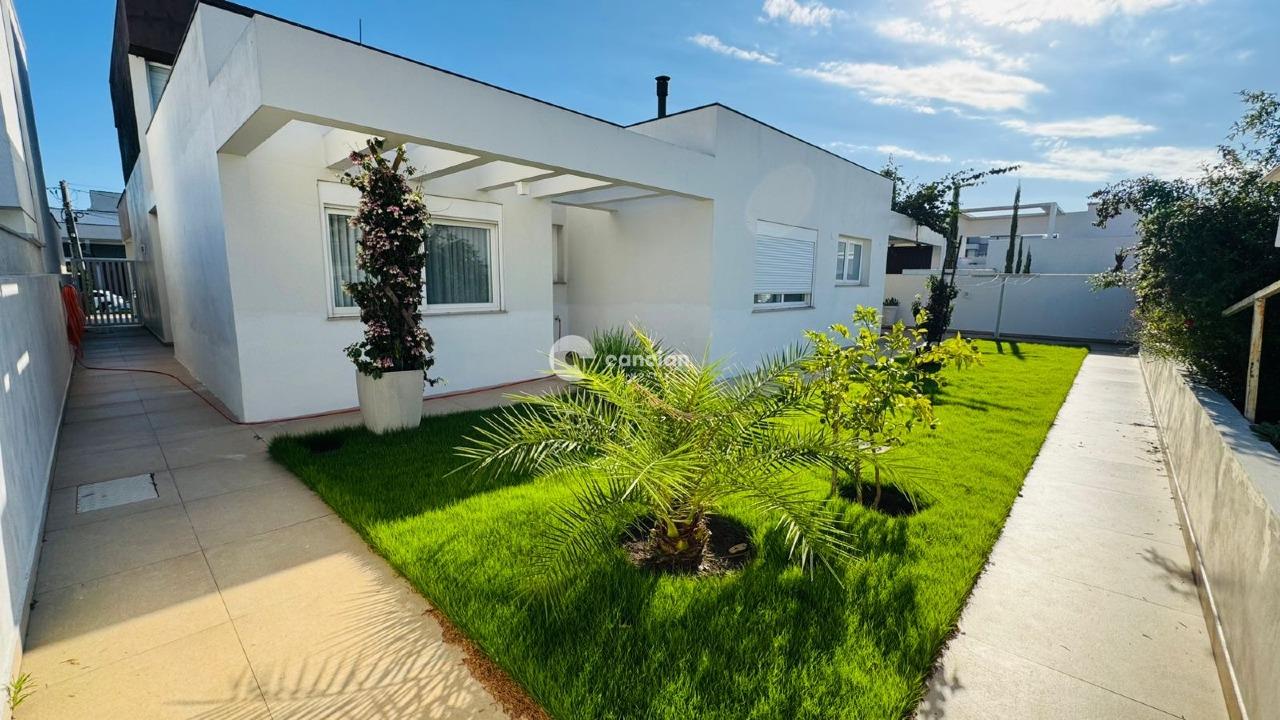 Casa de Condomínio à venda no Camobi: 