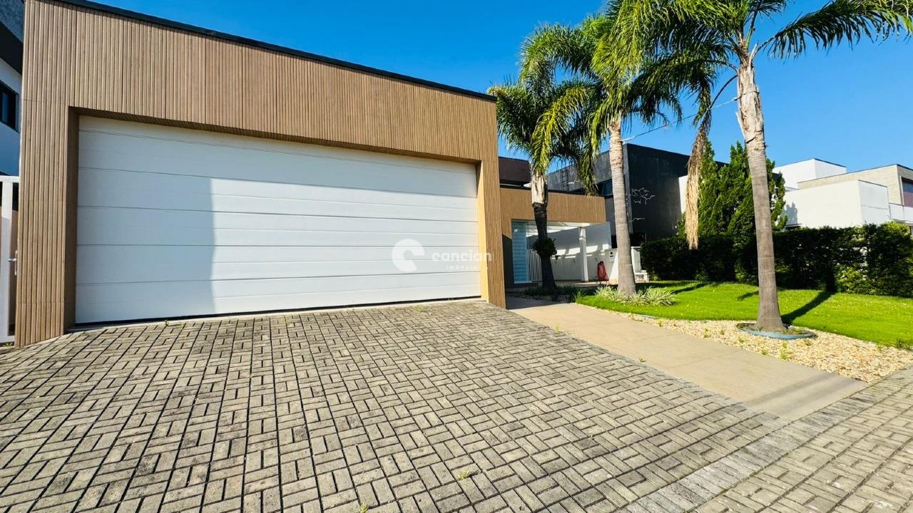 Casa de Condomínio à venda no Camobi: 