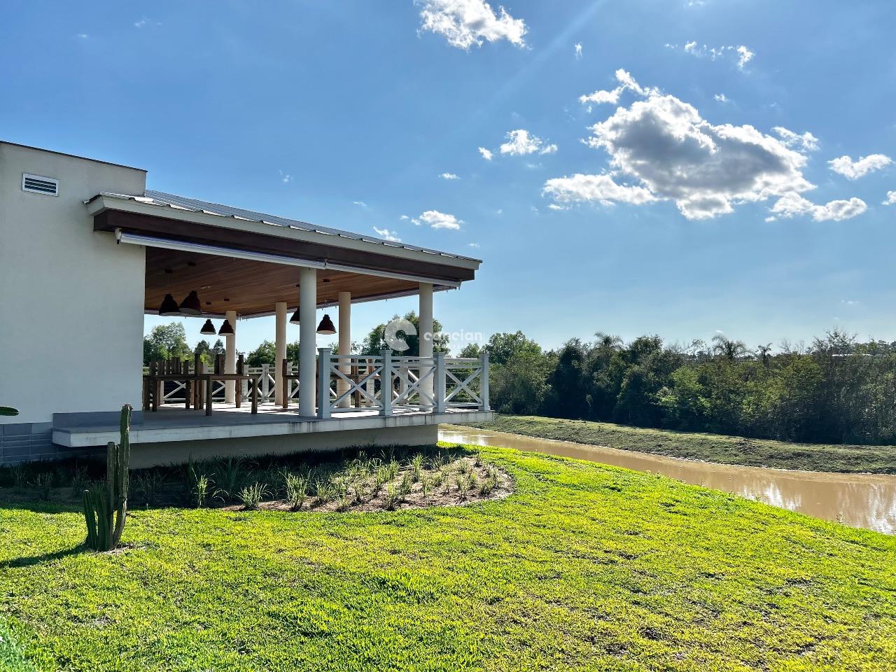 Terreno à venda no Tomazetti: 