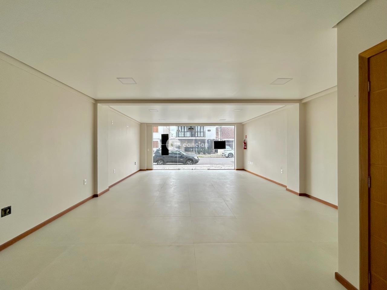 Loja para aluguel no Camobi: 