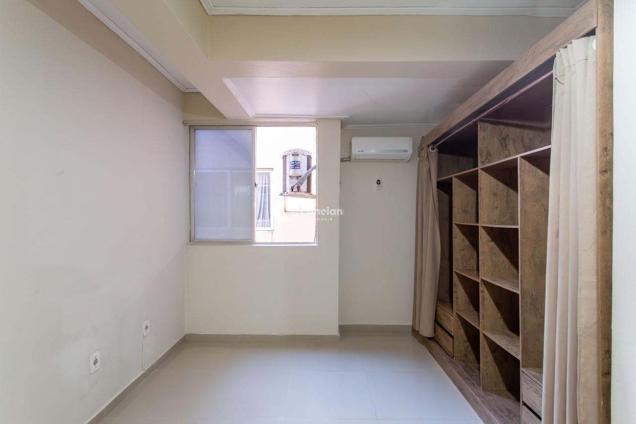 Apartamento à venda no Menino Jesus: 