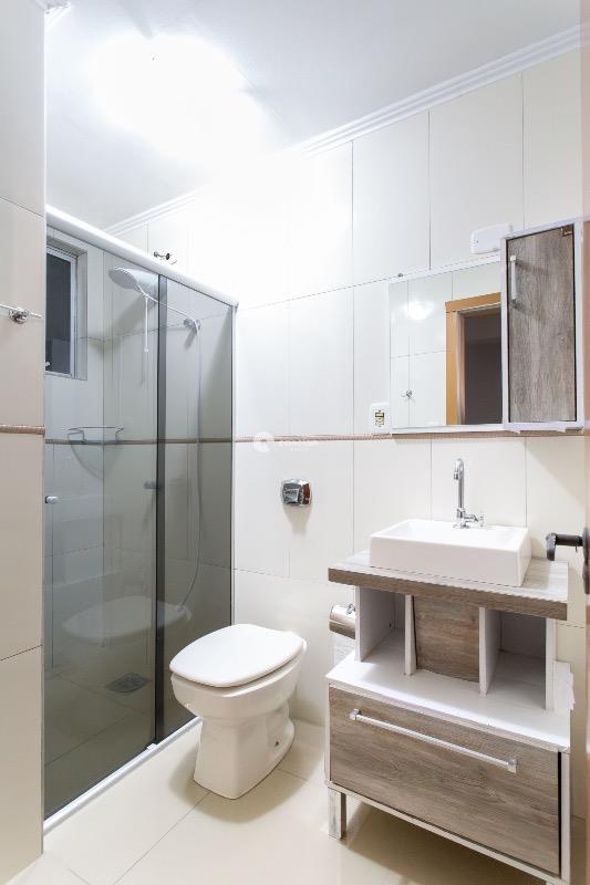 Apartamento à venda no Menino Jesus: 