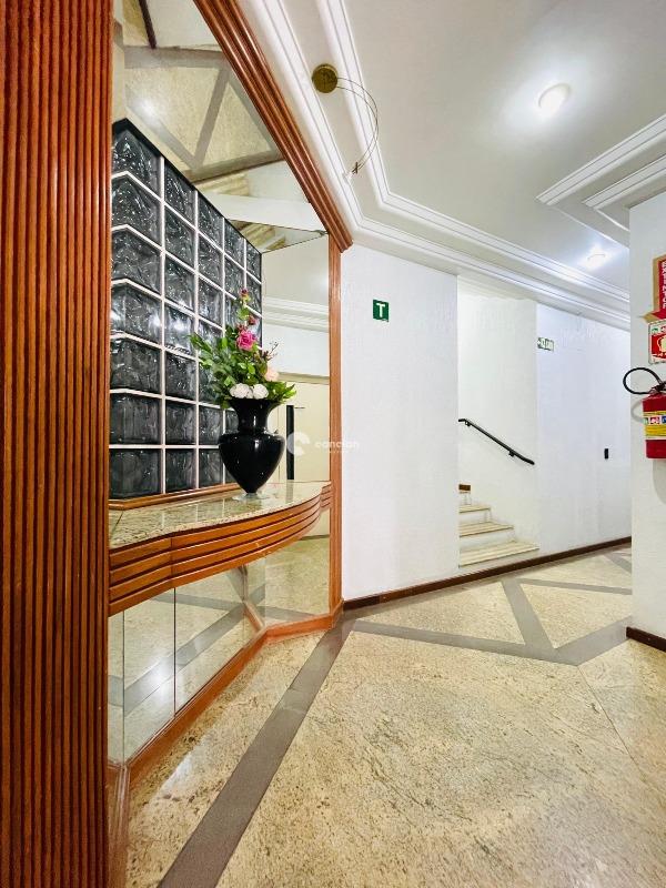 Apartamento à venda no Menino Jesus: 