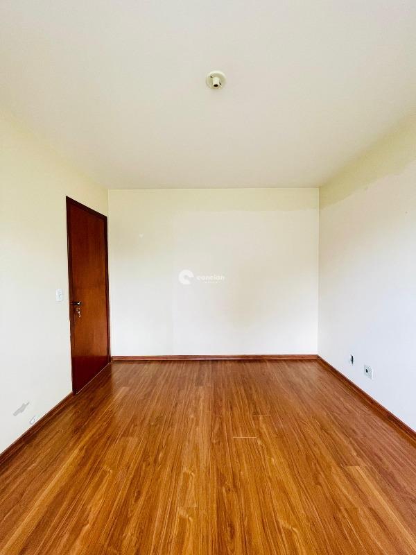 Apartamento à venda no Menino Jesus: 