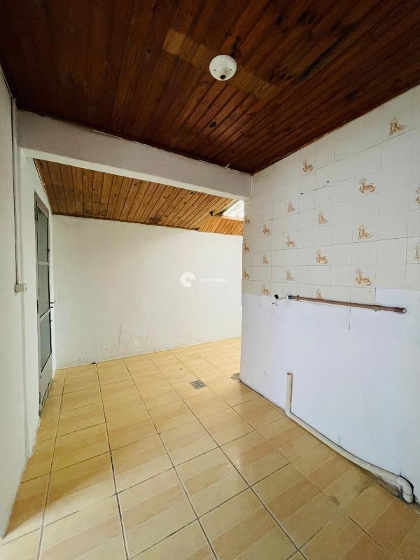 Casa para aluguel no Camobi: 