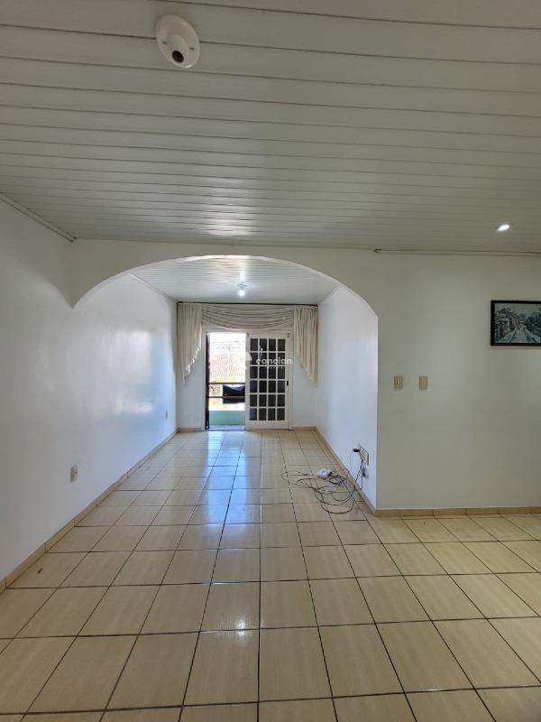 Casa para aluguel no Camobi: 