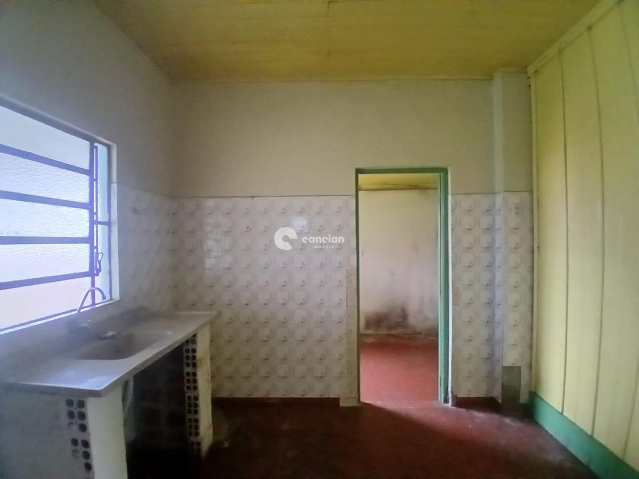 Casa à venda no Juscelino Kubitschek: 