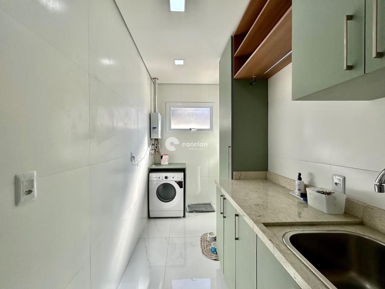 Casa de Condomínio à venda no Camobi: 