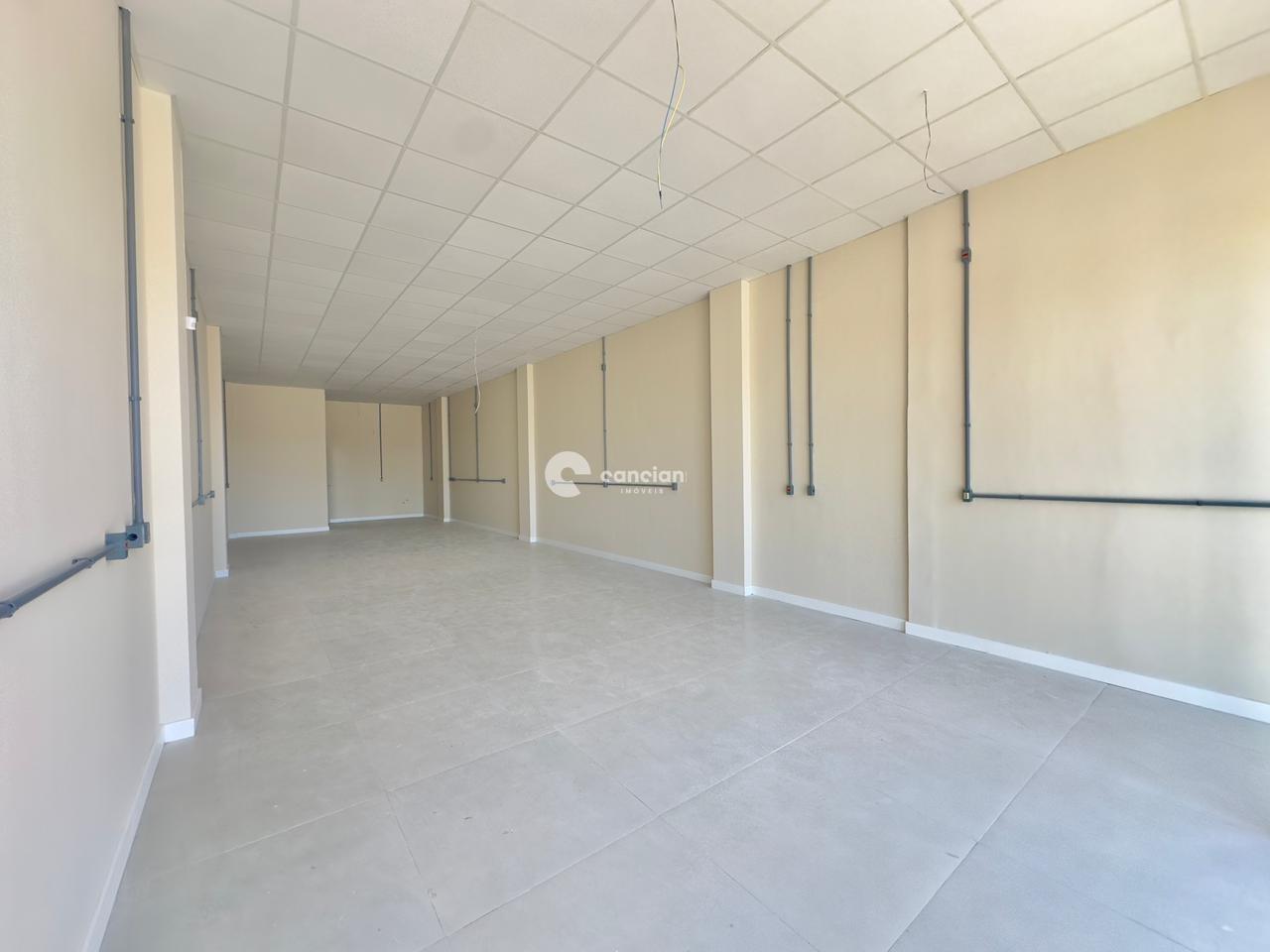 Loja para aluguel no Camobi: 