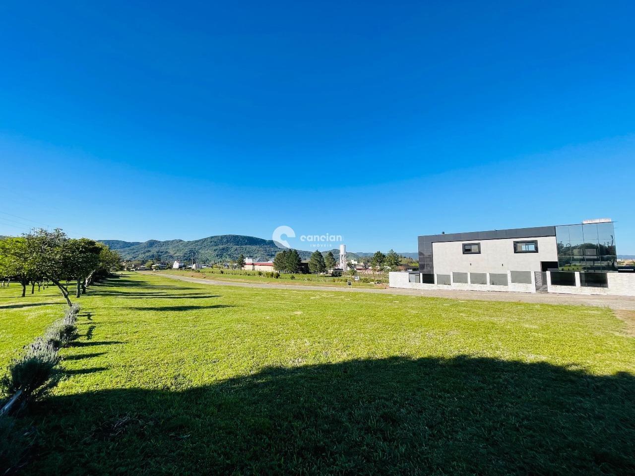 Terreno à venda no Camobi: 