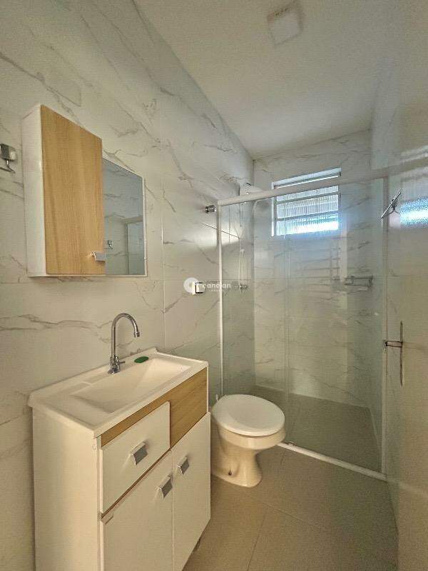 Casa de Condomínio à venda no Camobi: 