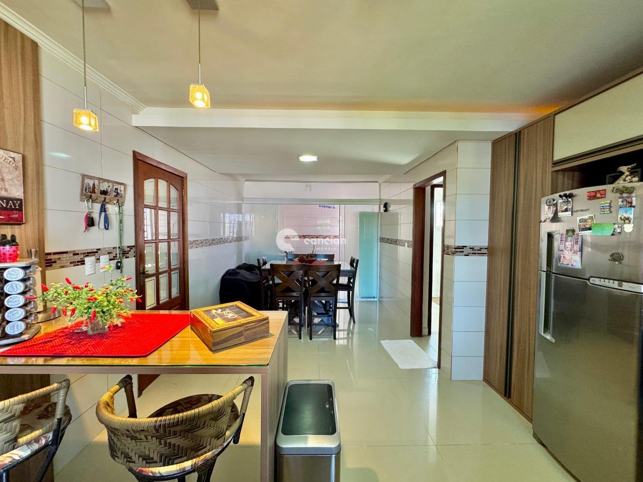 Casa à venda no Camobi: 